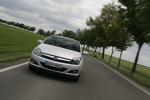 Opel Astra GTC 2005 года